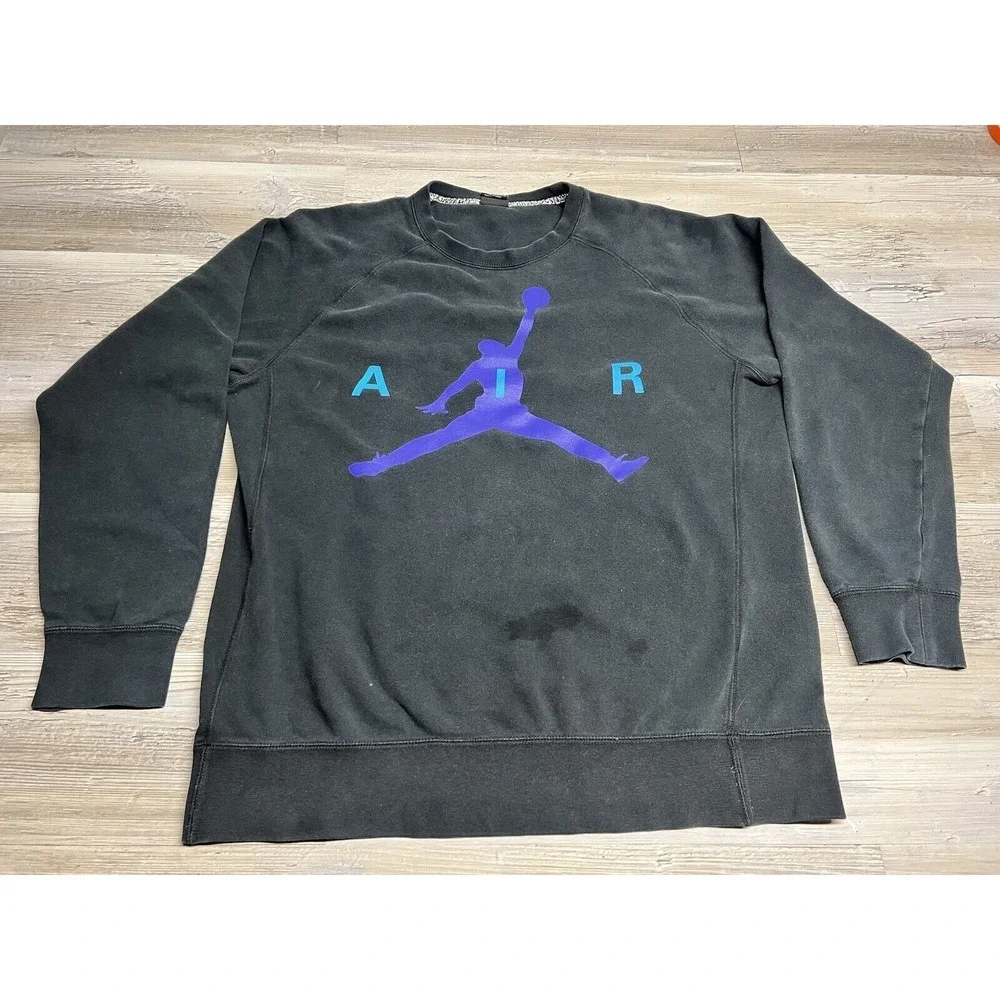 Retro Air Jordan Crew Neck Sweatshirt‎ Size Large Black STAINED